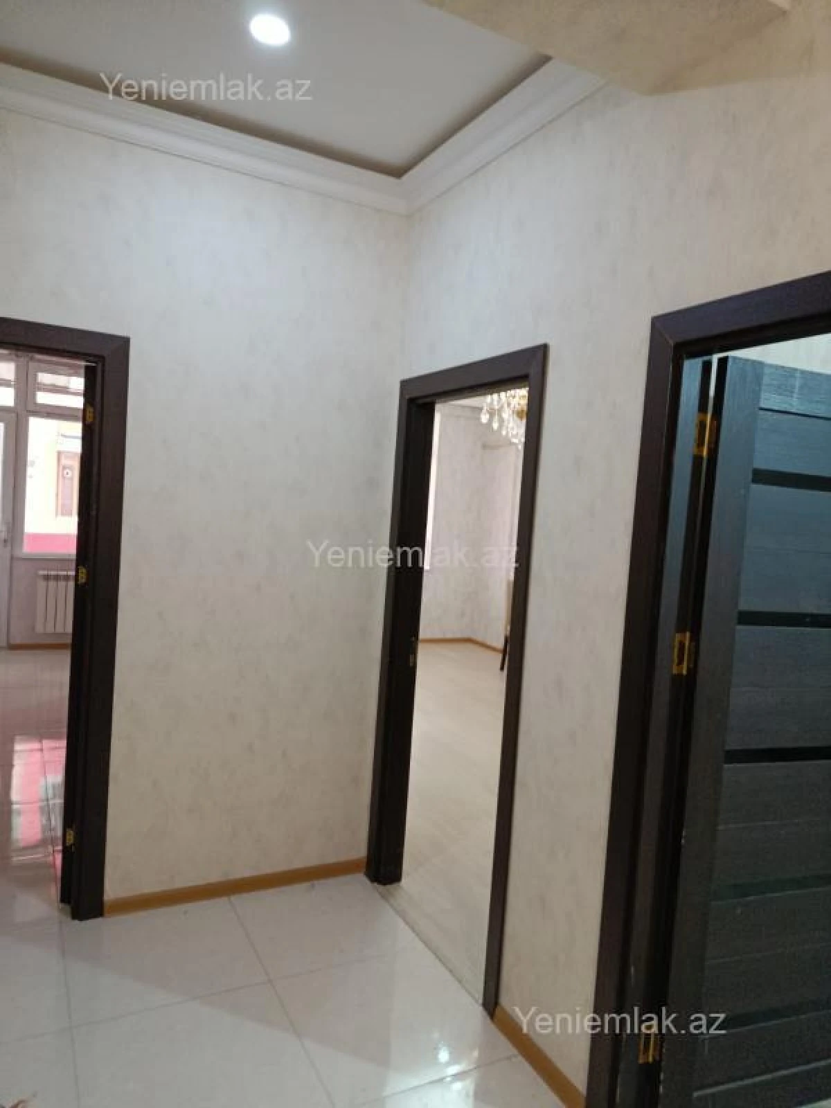Satılır 3 otaqlı köhnə tikili 102 m²