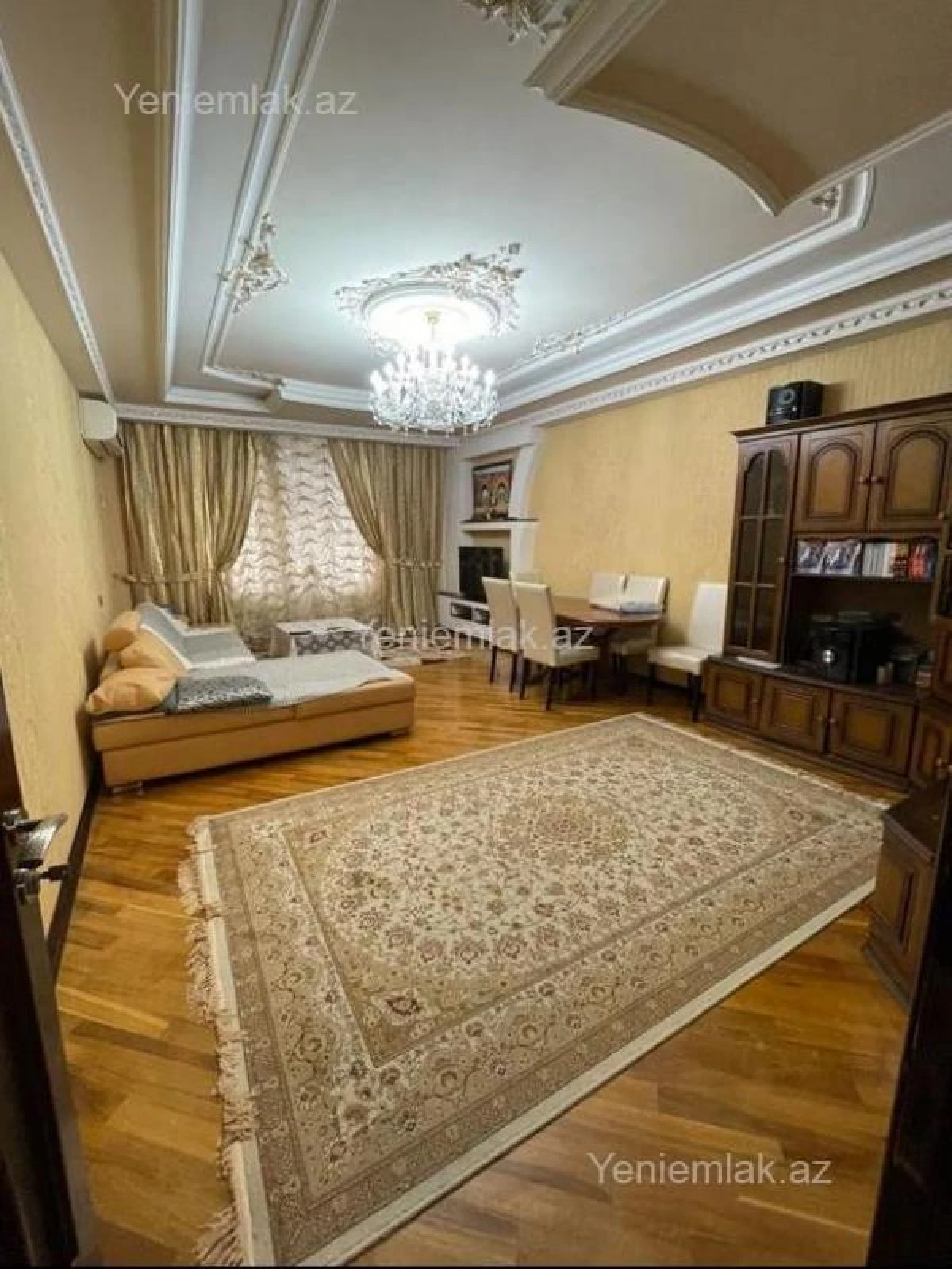Satılır 4 otaqlı yeni tikili 160 m²