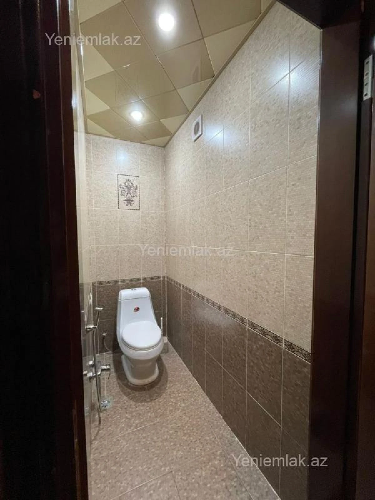 Satılır 4 otaqlı yeni tikili 160 m²