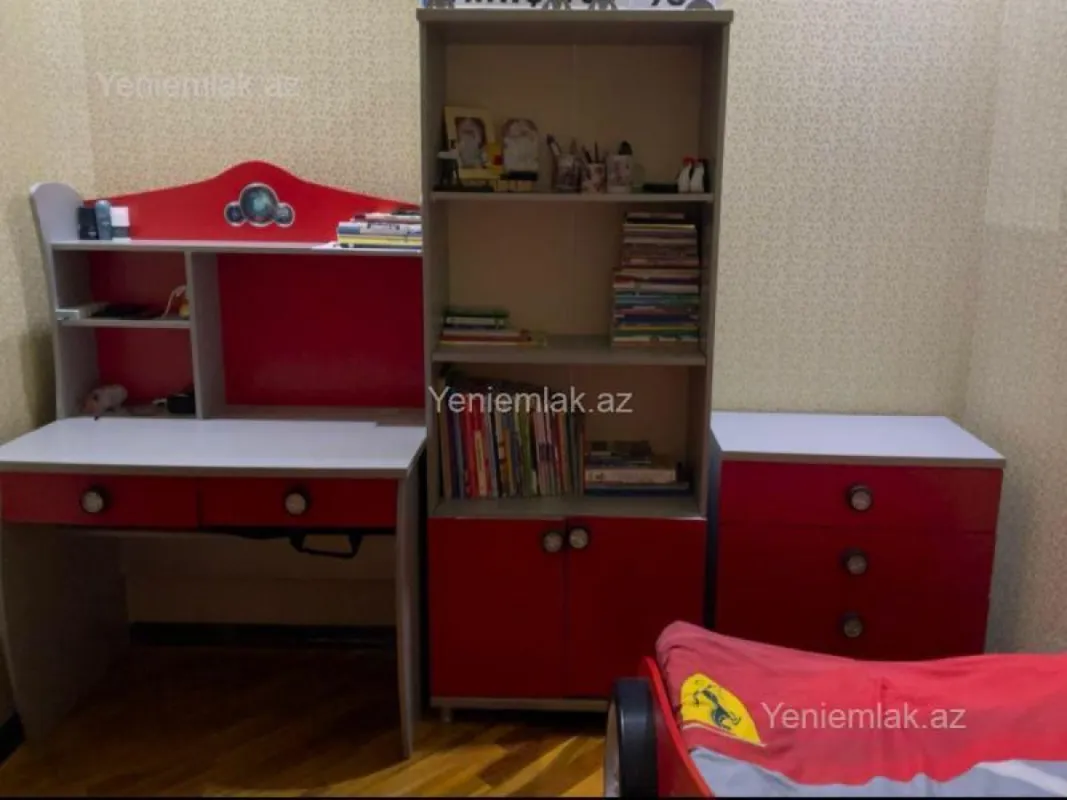 Satılır 4 otaqlı yeni tikili 160 m²