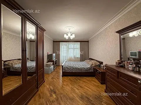 Satılır 3 otaqlı yeni tikili 88 m²