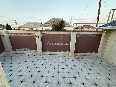 Satılır 3 otaqlı həyət evi 100 m²