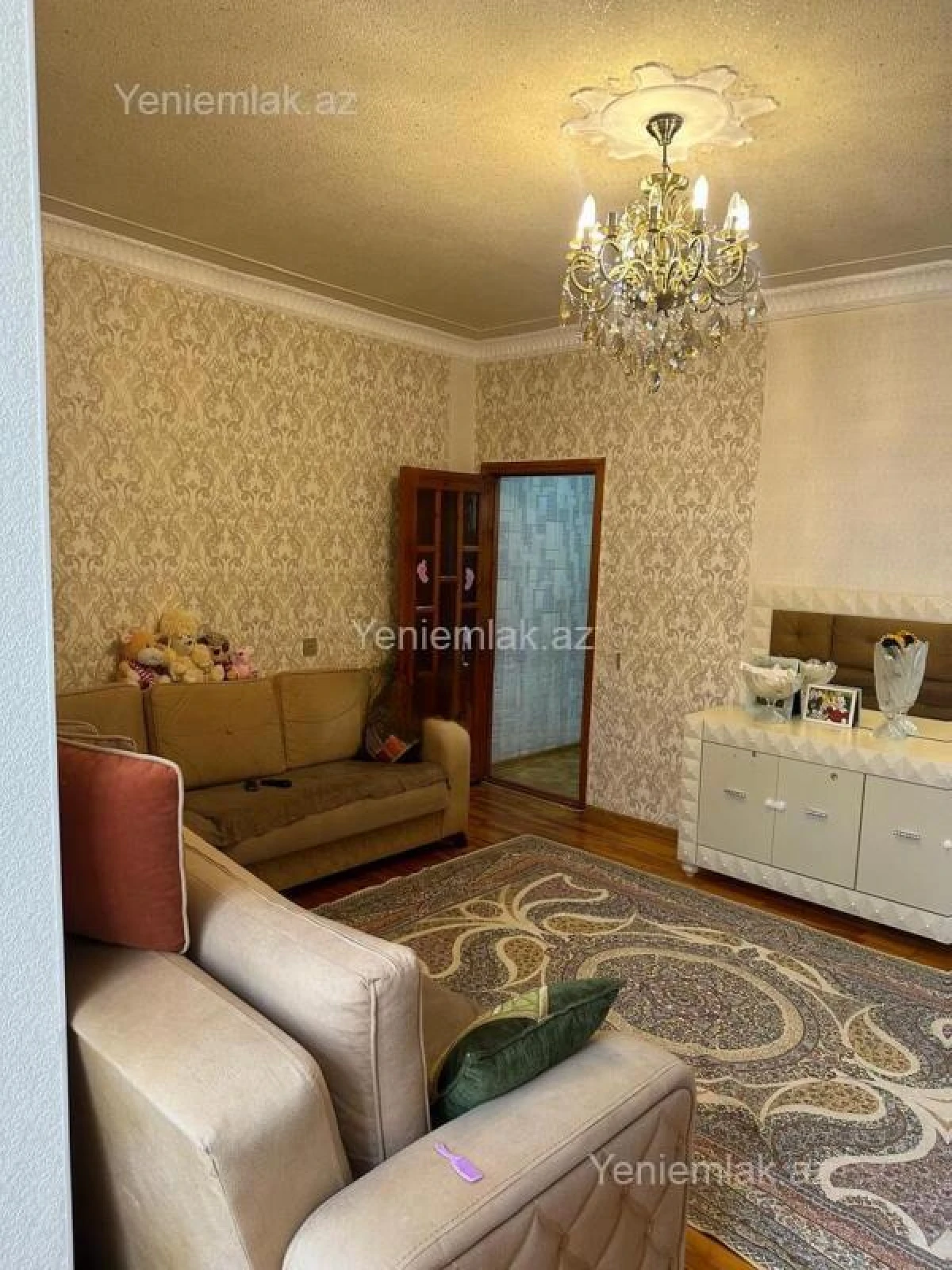 Satılır 2 otaqlı köhnə tikili 65 m²