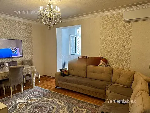 Satılır 2 otaqlı köhnə tikili 65 m²