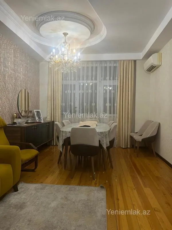 Satılır 3 otaqlı yeni tikili 90 m²