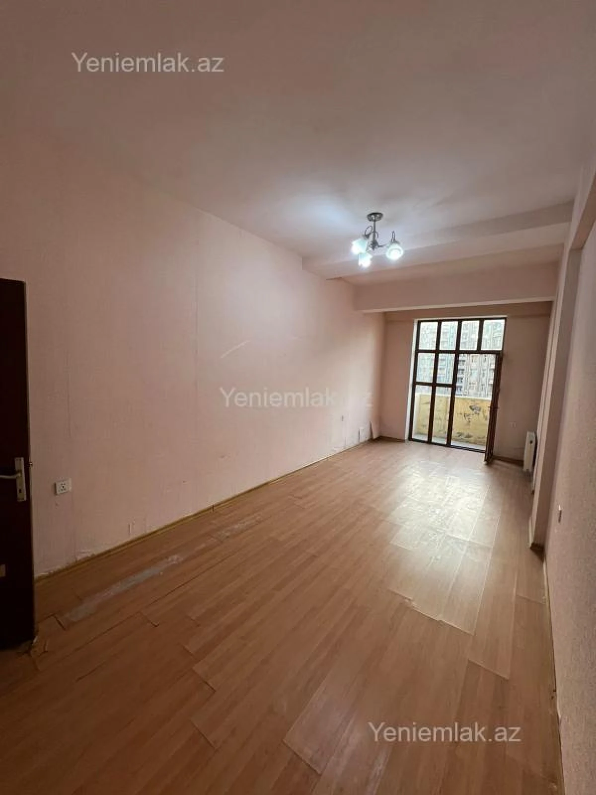 Satılır 2 otaqlı yeni tikili 90 m²