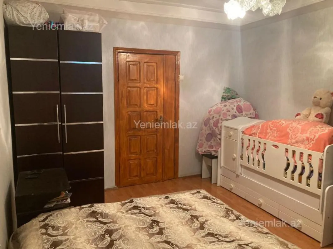 Satılır 3 otaqlı köhnə tikili 65 m²