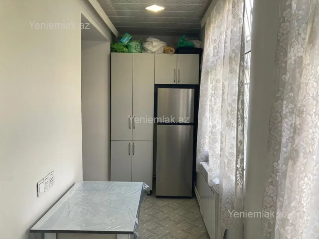 Satılır 3 otaqlı köhnə tikili 65 m²