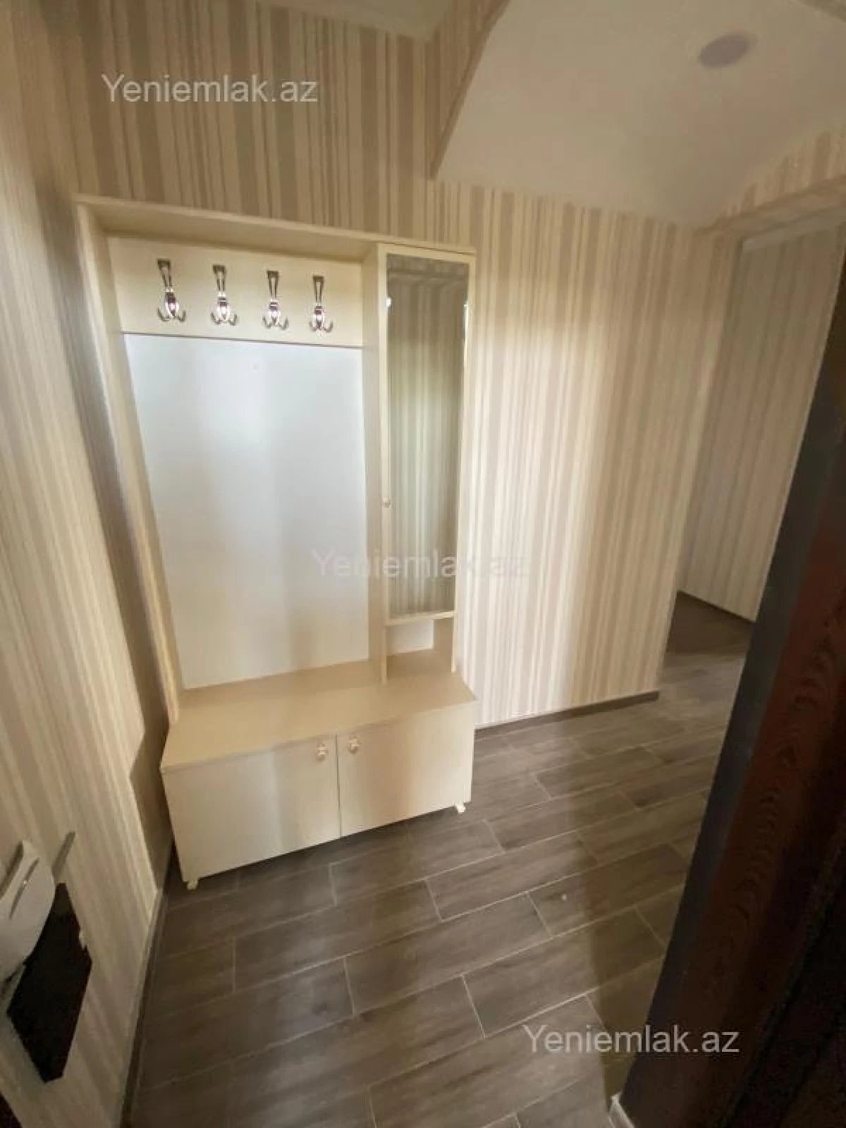 Satılır 5 otaqlı obyekt 500 m²