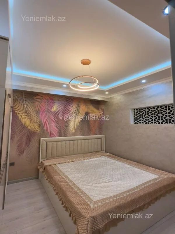 Satılır 3 otaqlı yeni tikili 132 m²