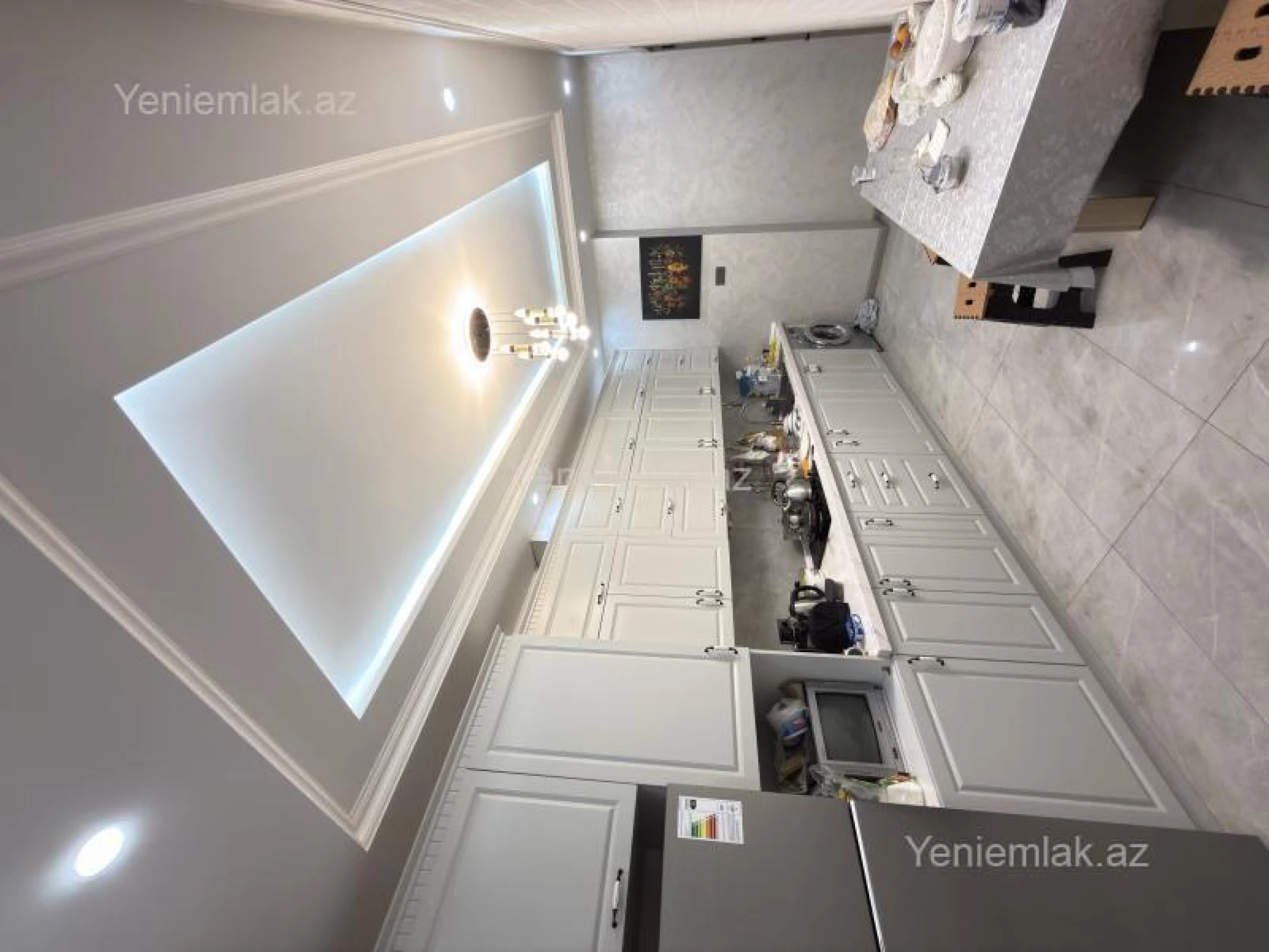 Satılır 3 otaqlı yeni tikili 132 m²
