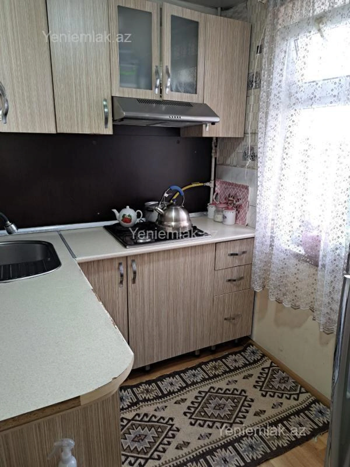 Satılır 2 otaqlı köhnə tikili 55 m²