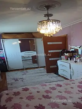 Satılır 2 otaqlı köhnə tikili 55 m²
