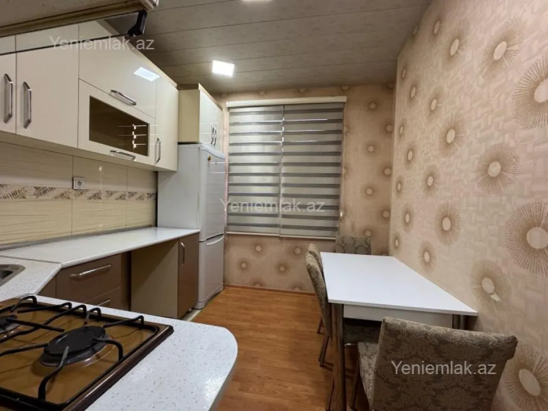 Satılır 3 otaqlı yeni tikili 80 m²