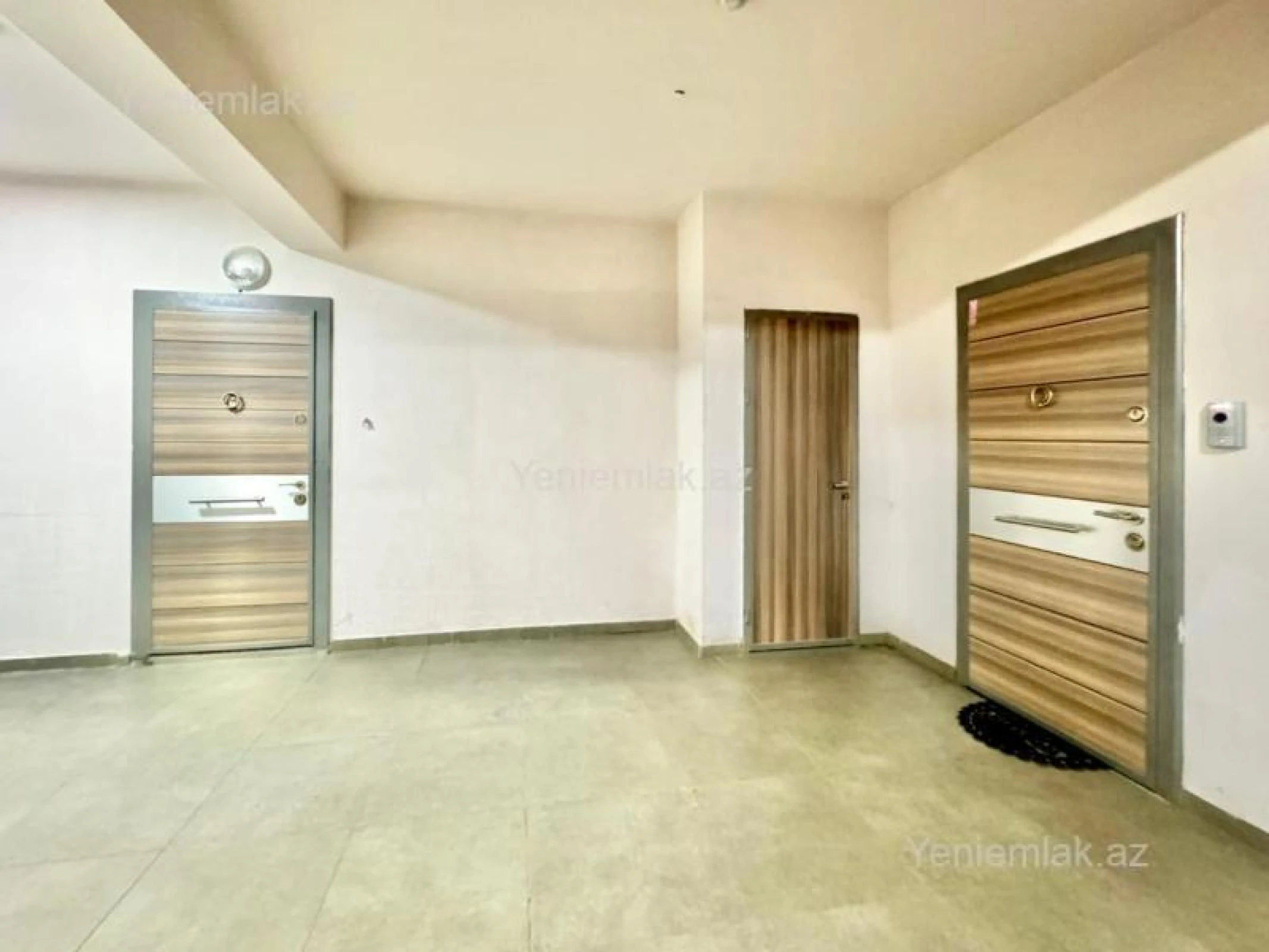 Satılır 3 otaqlı yeni tikili 148 m²