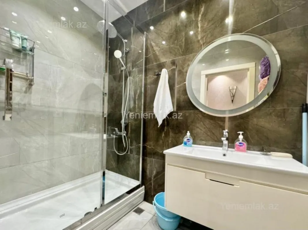 Satılır 3 otaqlı yeni tikili 148 m²