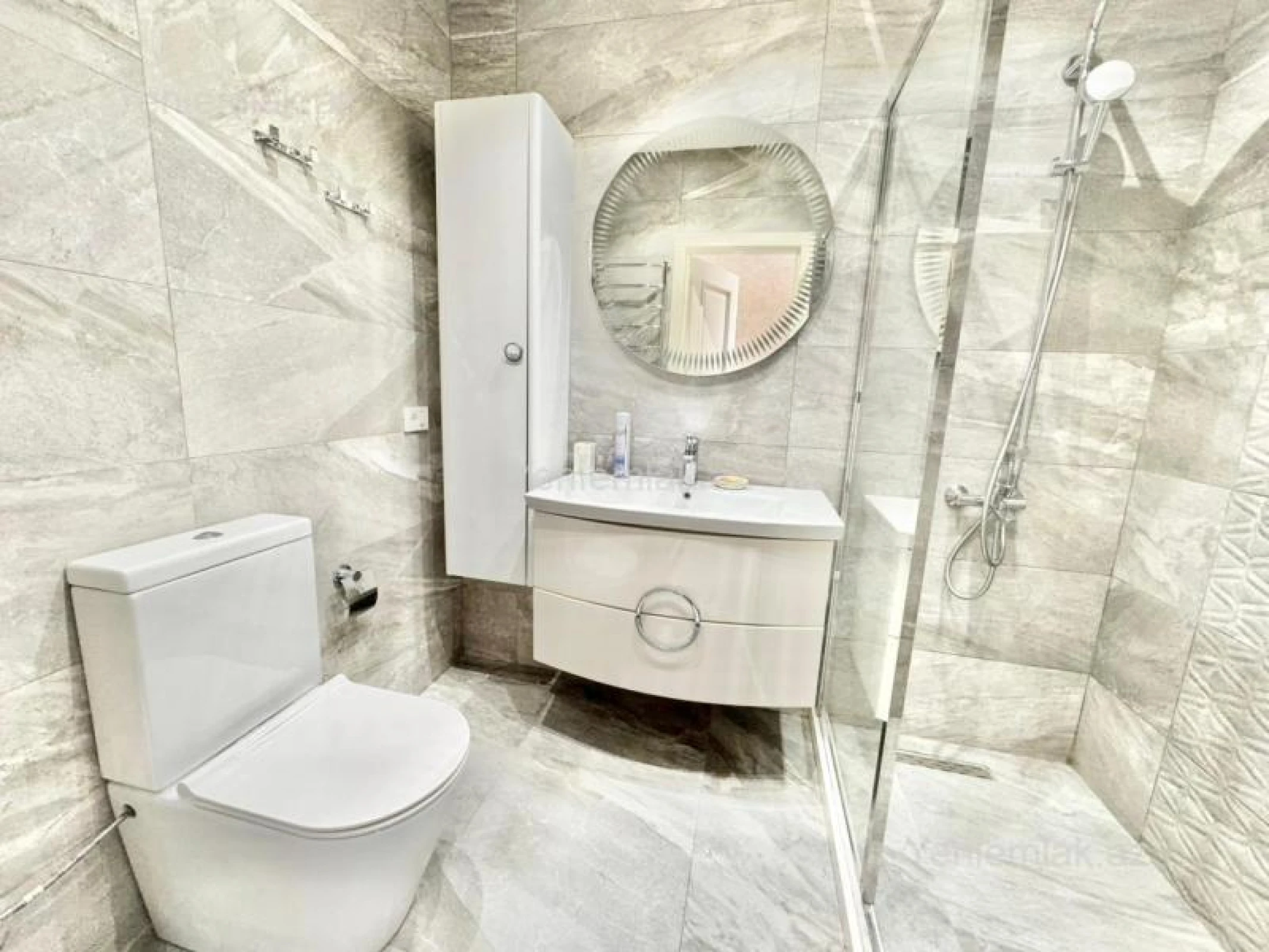 Satılır 3 otaqlı yeni tikili 148 m²