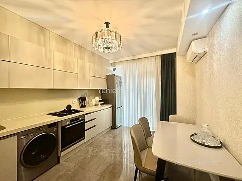 Satılır 3 otaqlı yeni tikili 148 m²