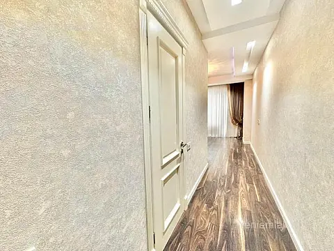 Satılır 3 otaqlı yeni tikili 148 m²