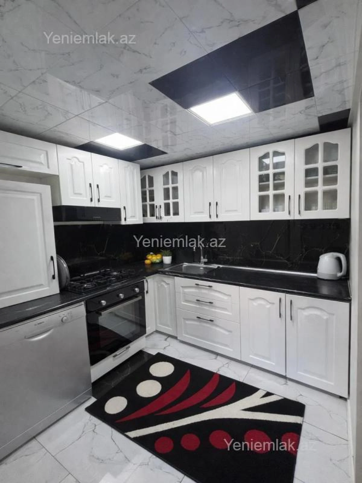 Satılır 3 otaqlı yeni tikili 81 m²