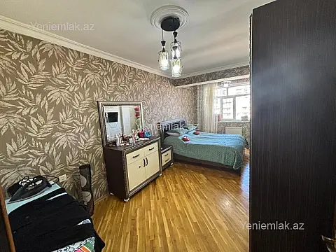 Satılır 3 otaqlı yeni tikili 81 m²