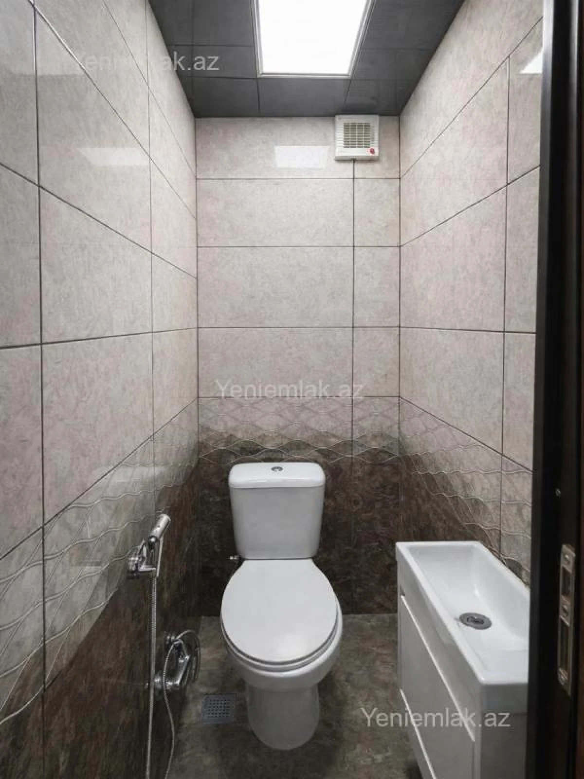 Satılır 3 otaqlı yeni tikili 81 m²