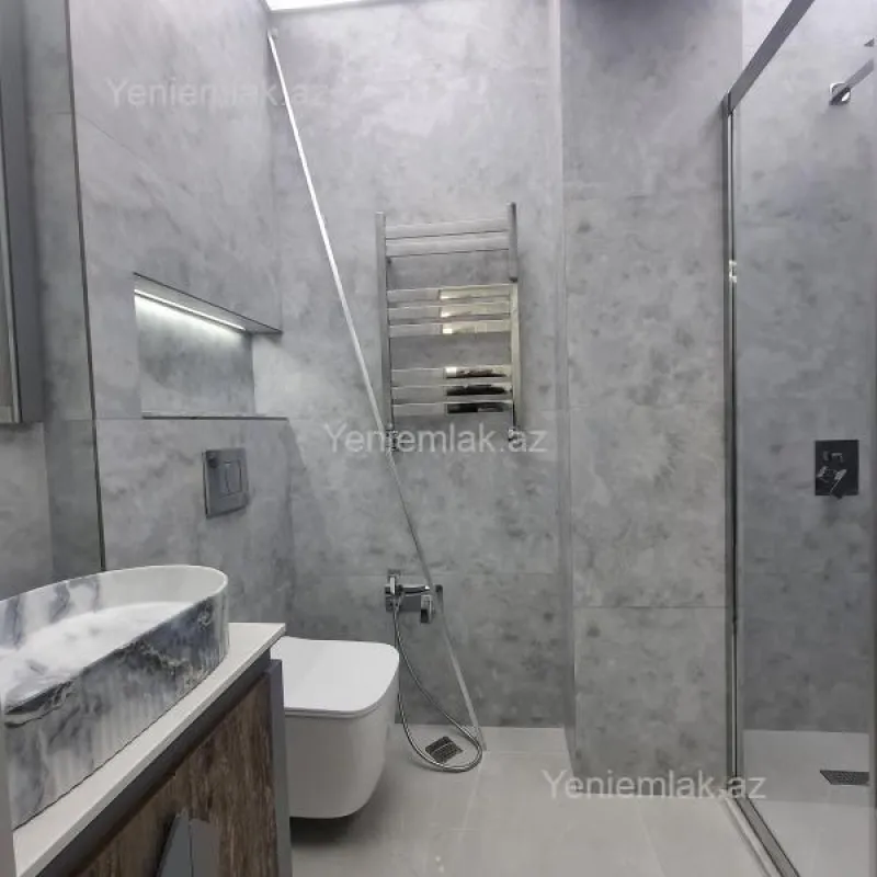 Satılır 2 otaqlı yeni tikili 78 m²