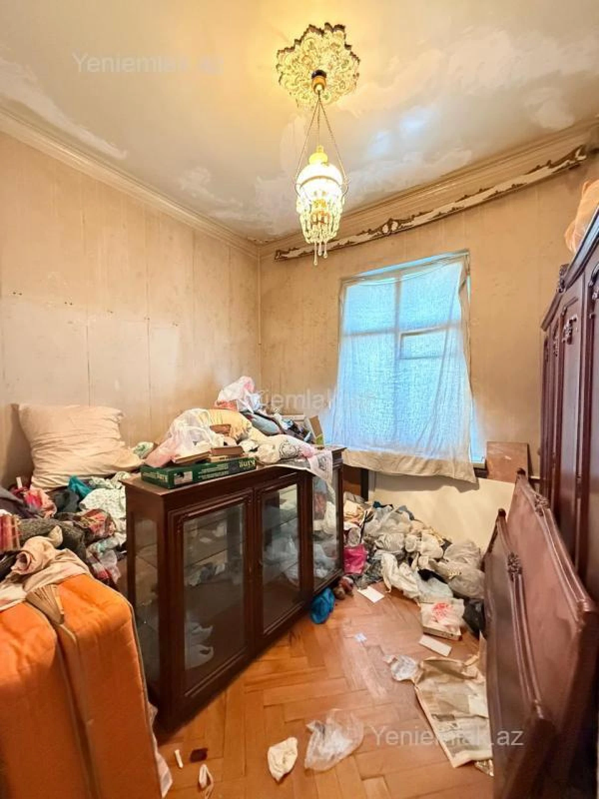 Satılır 3 otaqlı köhnə tikili 80 m²