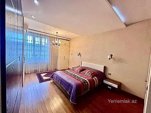 Satılır 4 otaqlı yeni tikili 185 m²