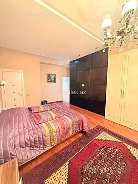 Satılır 4 otaqlı yeni tikili 185 m²