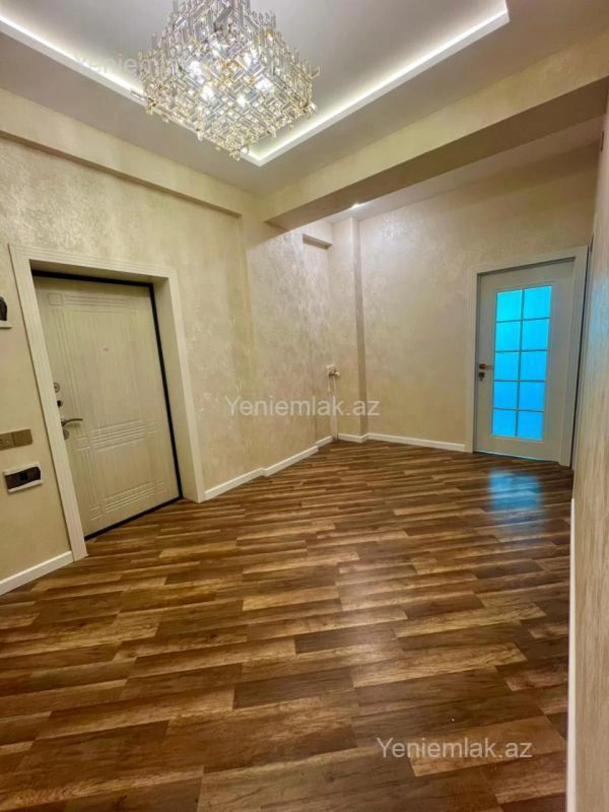 Satılır 3 otaqlı yeni tikili 95 m²