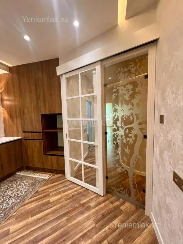 Satılır 3 otaqlı yeni tikili 95 m²