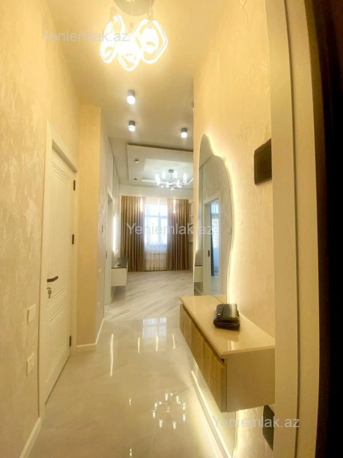 Satılır 2 otaqlı yeni tikili 38.5 m²