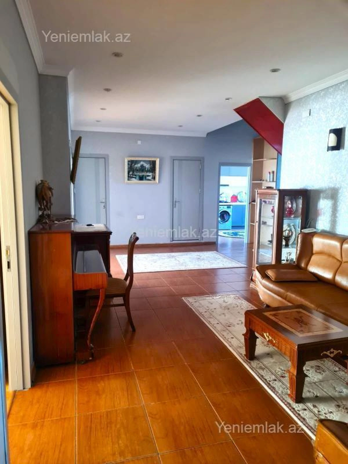Satılır 4 otaqlı yeni tikili 240 m²