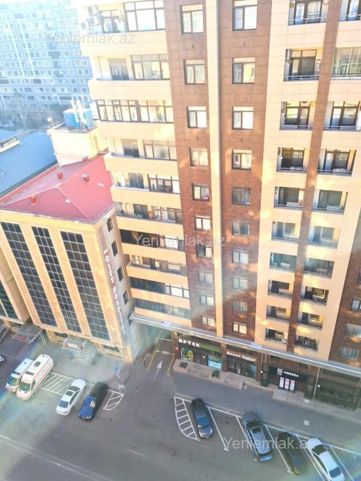 Satılır 4 otaqlı yeni tikili 240 m²