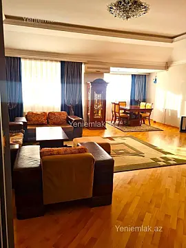 Satılır 4 otaqlı yeni tikili 240 m²