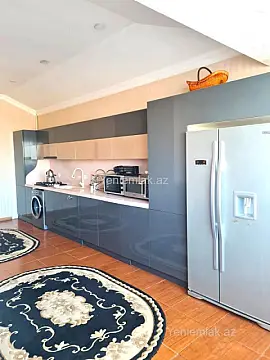 Satılır 4 otaqlı yeni tikili 240 m²