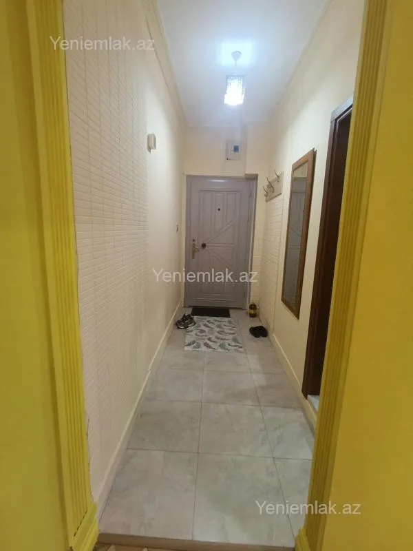 Satılır 2 otaqlı köhnə tikili 55 m²