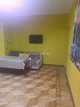 Satılır 2 otaqlı köhnə tikili 55 m²