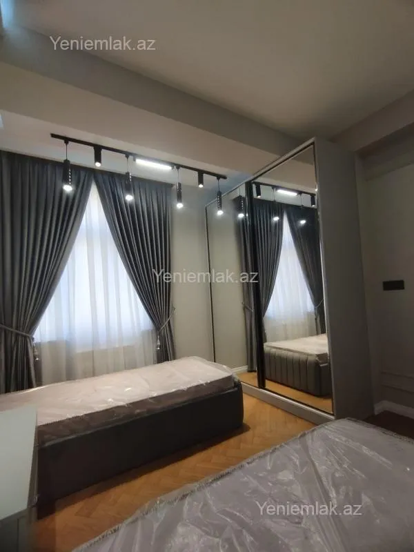Satılır 4 otaqlı yeni tikili 137 m²