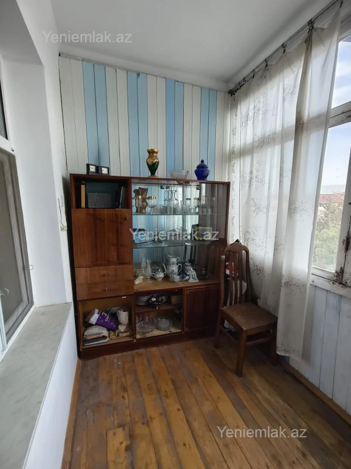 Satılır 4 otaqlı köhnə tikili 85 m²