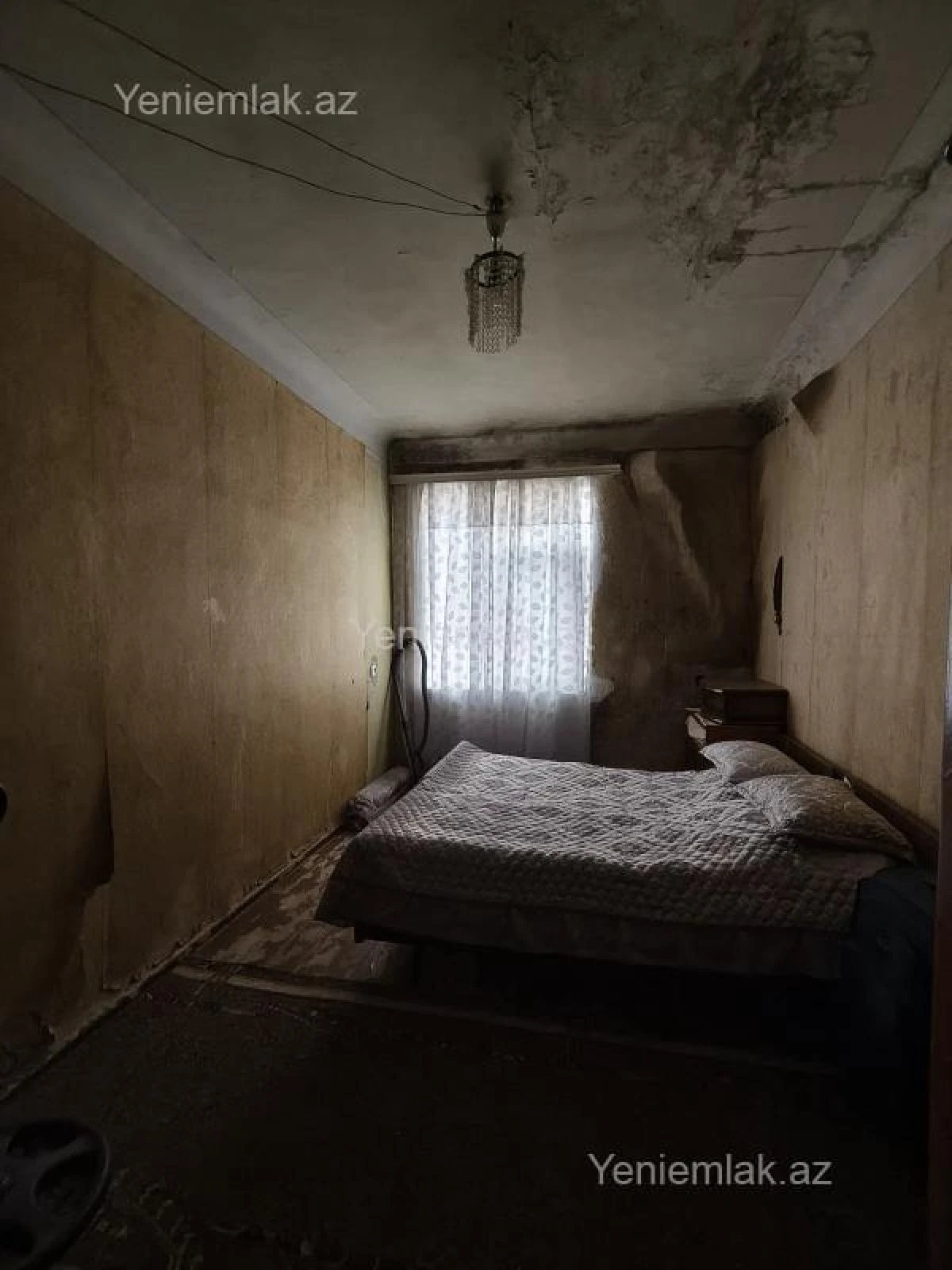 Satılır 4 otaqlı köhnə tikili 85 m²