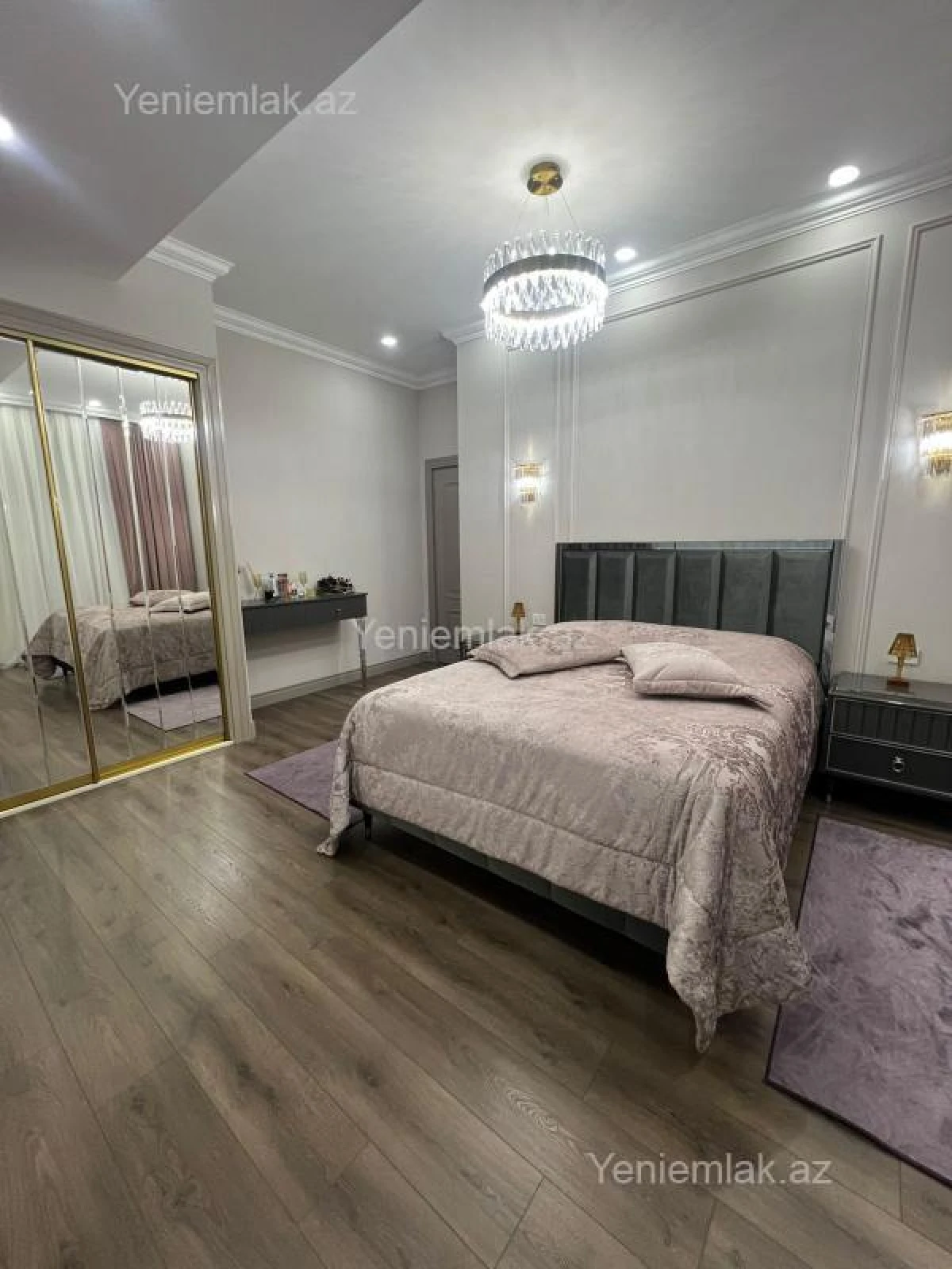 Satılır 3 otaqlı yeni tikili 135 m²