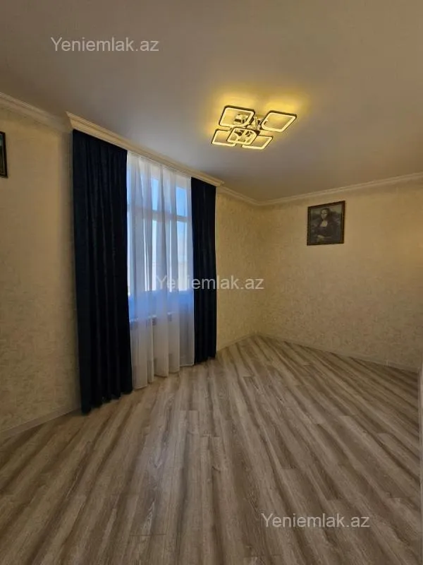 Satılır 3 otaqlı yeni tikili 90 m²