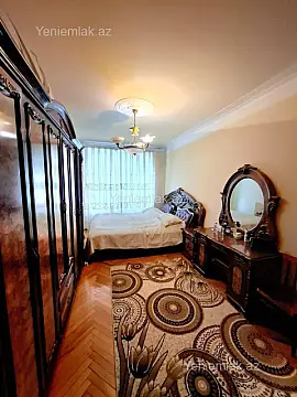 Satılır 3 otaqlı köhnə tikili 80 m²