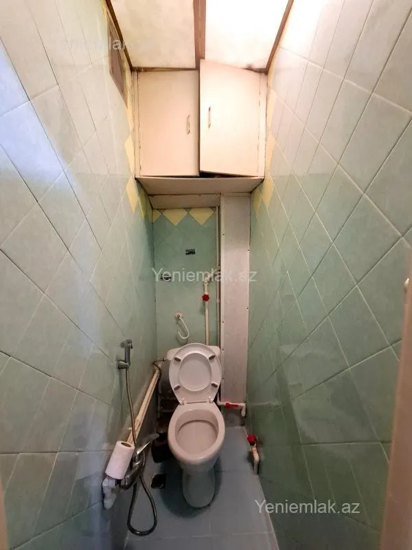 Satılır 3 otaqlı köhnə tikili 80 m²