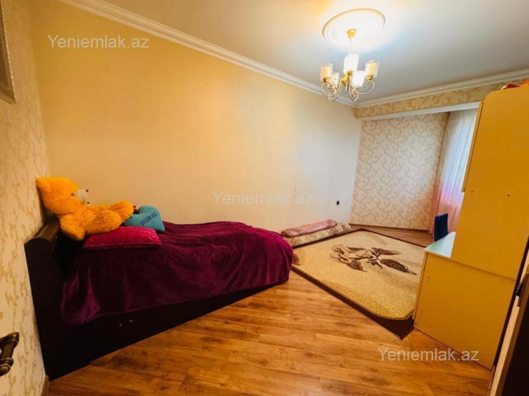 Satılır 4 otaqlı yeni tikili 140 m²