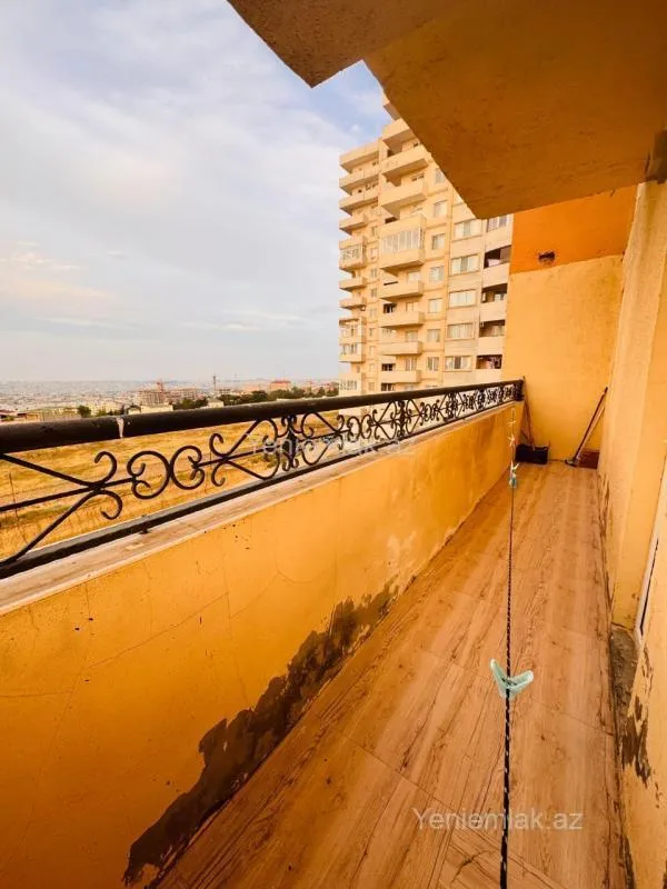 Satılır 4 otaqlı yeni tikili 140 m²