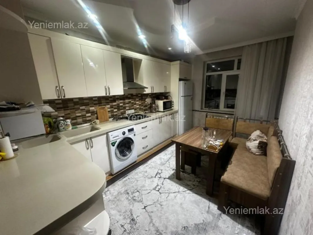 Satılır 2 otaqlı yeni tikili 70 m²