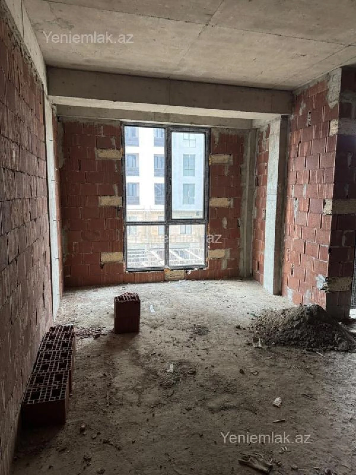 Satılır 2 otaqlı yeni tikili 63 m²